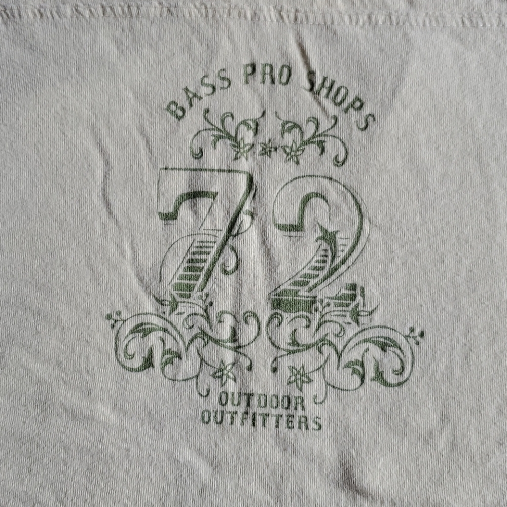 Bass Pro Shop T-shirt - Picture 3 of 6